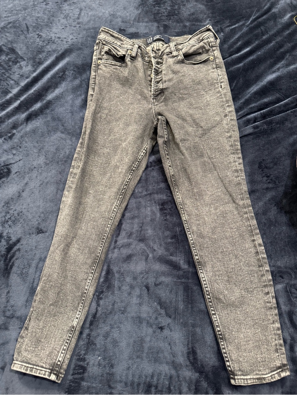 GAP Women's High-Rise Gray Acid-Wash Jeans